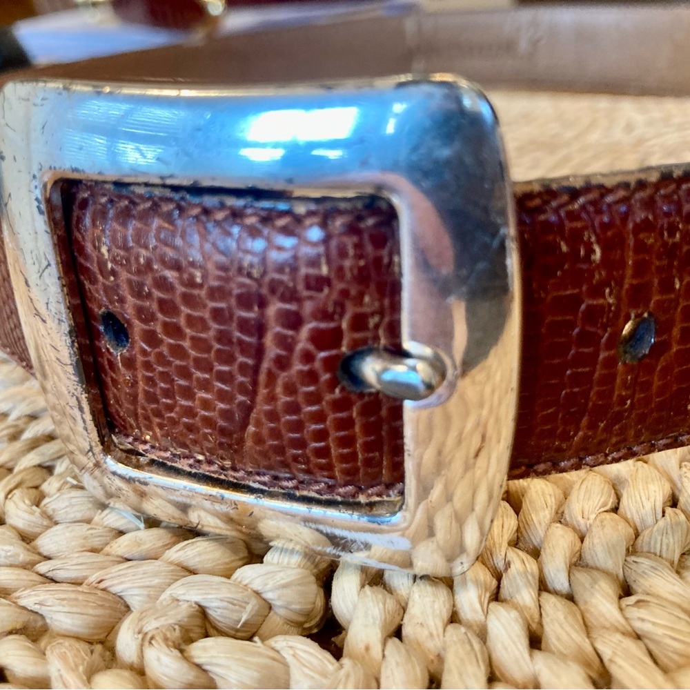 Ann Taylor Medium Genuine Leather Belt
